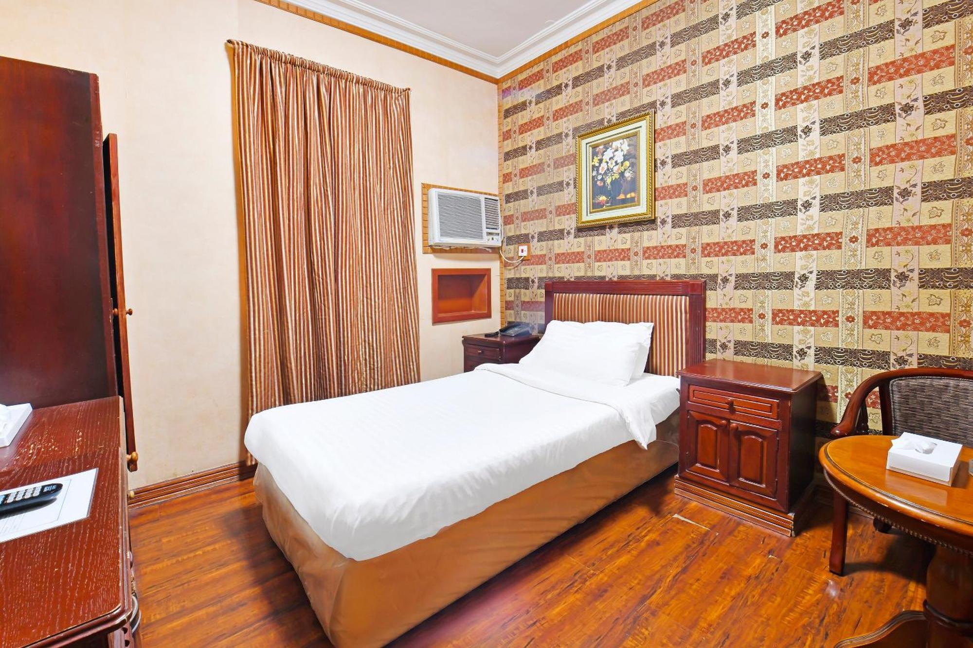 Capital O 125 Moon Plaza Hotel Manama Eksteriør billede