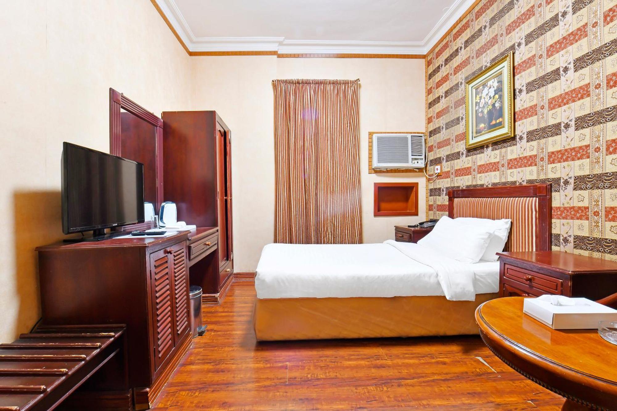 Capital O 125 Moon Plaza Hotel Manama Eksteriør billede